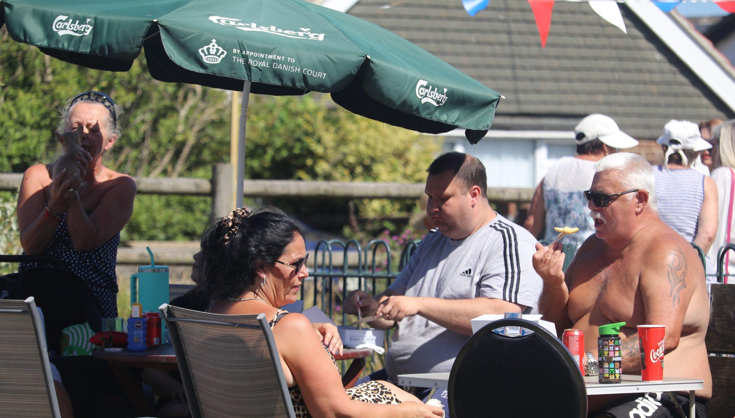 received_391946797335610 Janette